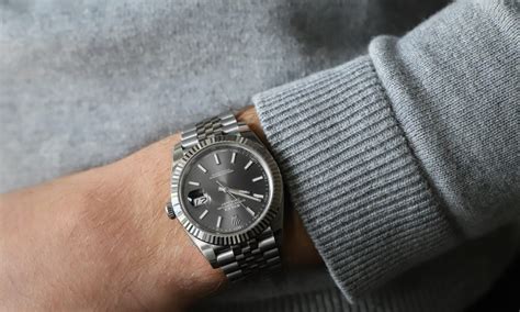 rolex datejust 41 lug size.